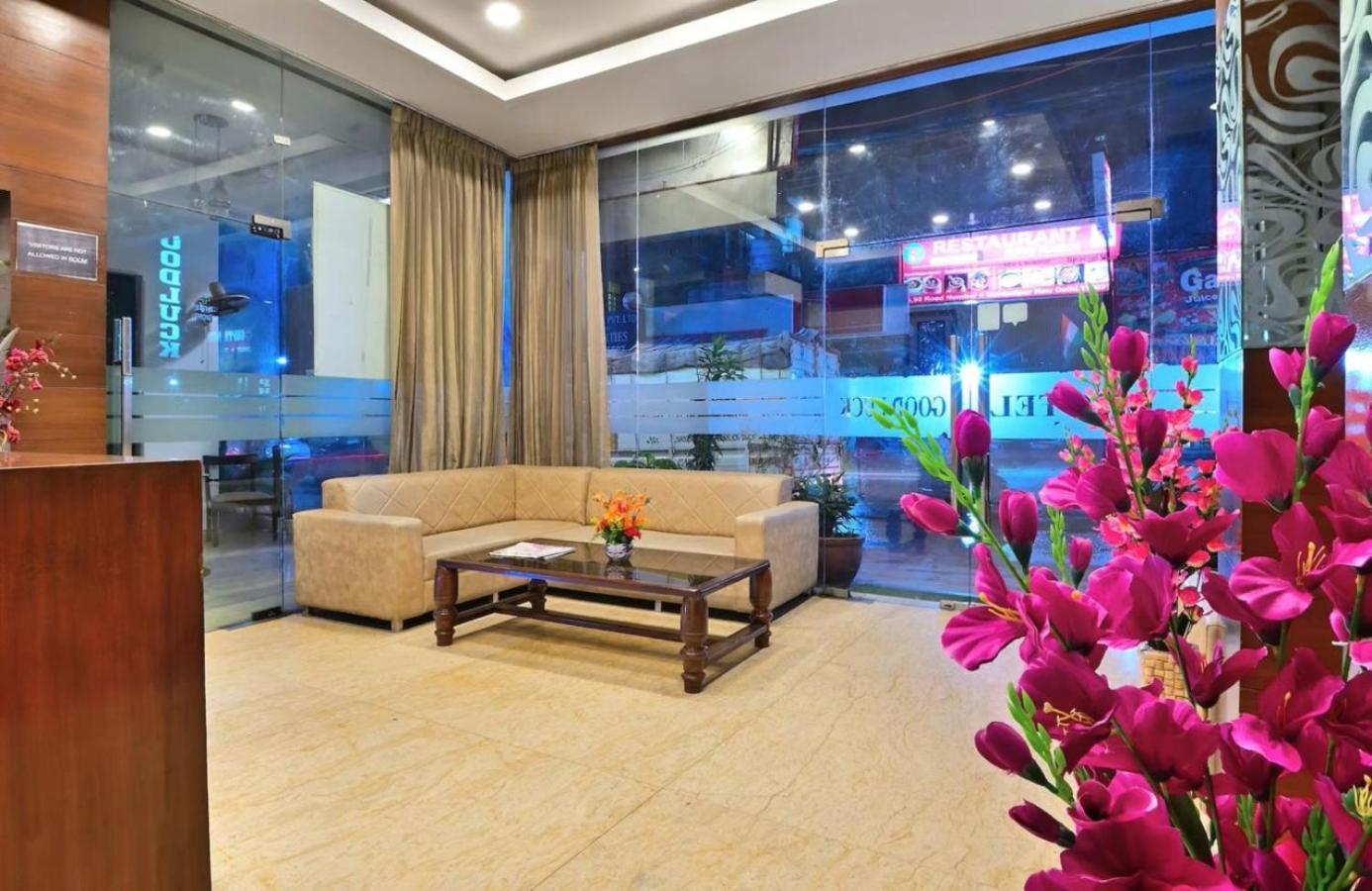 Hotel Good Luck By Jmd Group Near Delhi Igi Airport New Delhi